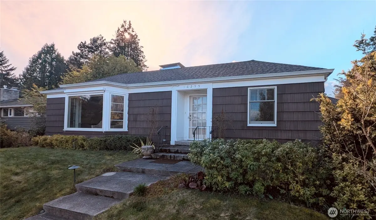 16255 38th Avenue Ne, Lake Forest Park, WA 98155 - #1