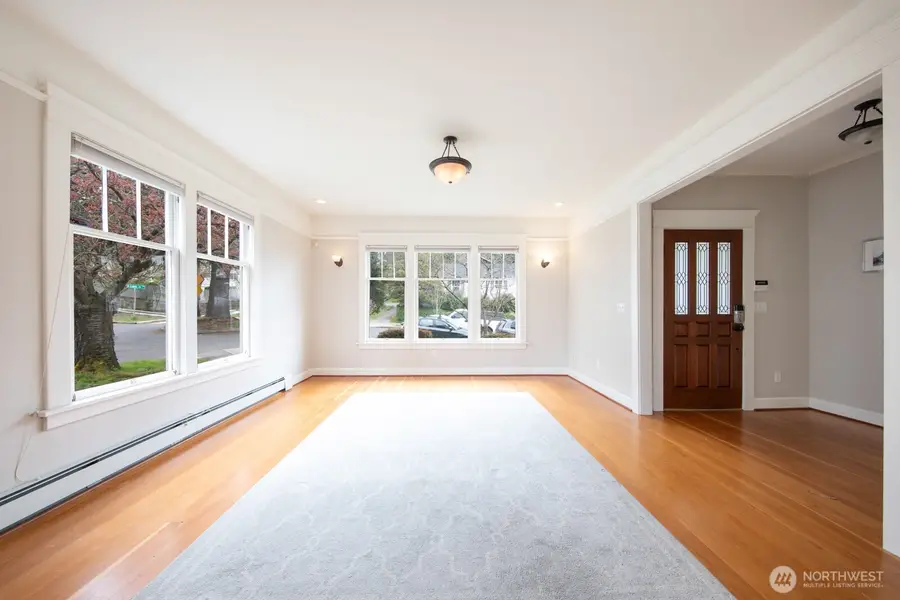 703 18th Avenue S, Seattle, WA 98144 - #3