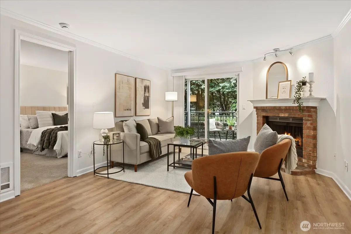 10018 NE 127th Place #B109, Kirkland, WA 98034 - #1