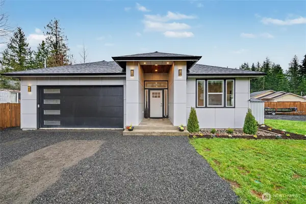 8365 Golden Valley Boulevard, Maple Falls, WA 98266