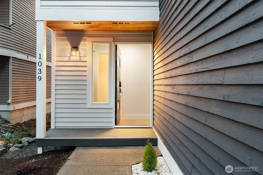 1039 NE 113th Street, Seattle, WA 98125 - #2