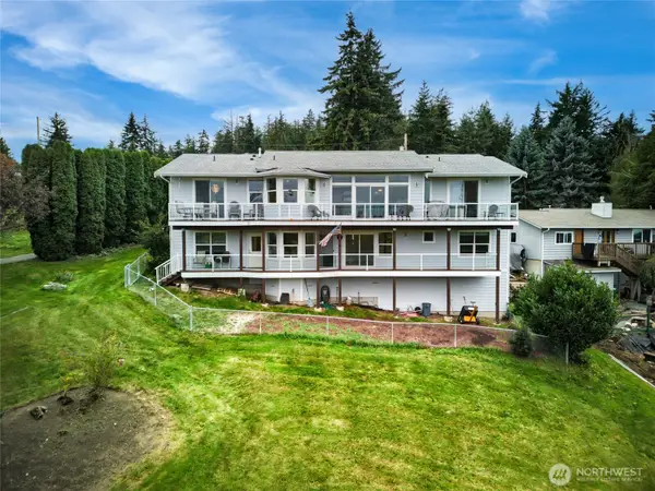 4111 R Avenue, Anacortes, WA 98221