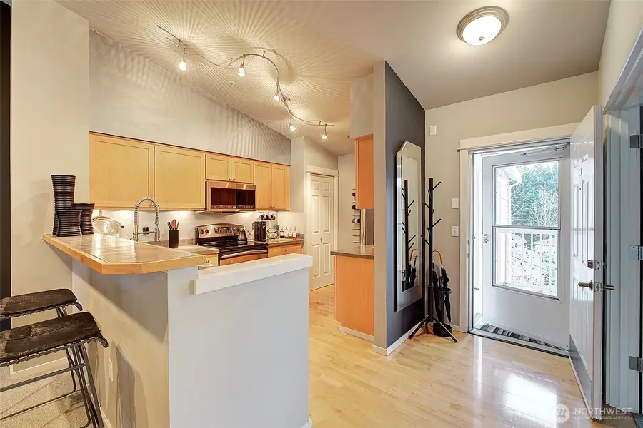 2009 196th Street Se #C-303, Bothell, WA 98012 - #2