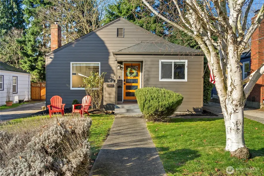 8053 16th Avenue Nw, Seattle, WA 98117 - #2