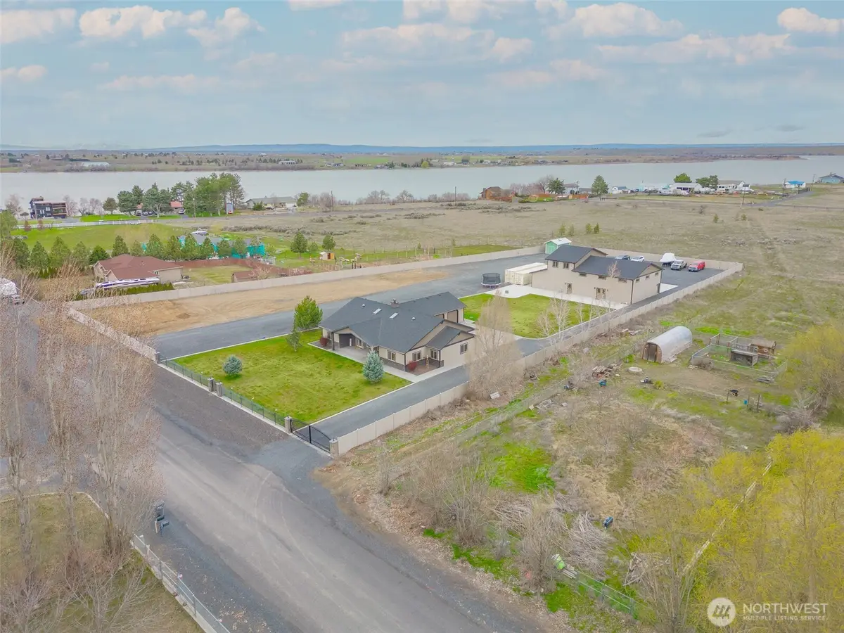 7342 Redmond Road Ne, Moses Lake, WA 98837 - #1