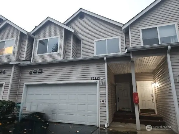 9715 26th Avenue Sw #202, Seattle, WA 98106