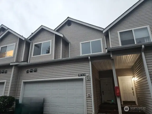 9715 26th Avenue Sw #202, Seattle, WA 98106 - #2