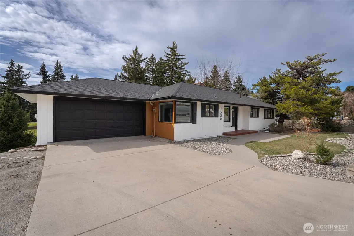 1530 Eastmont Avenue, East Wenatchee, WA 98802 - #1