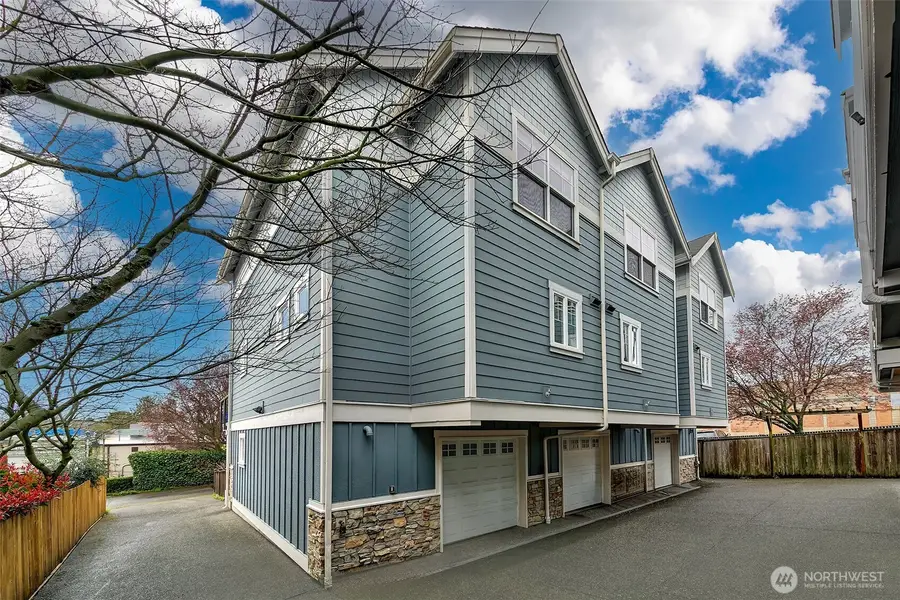 6531 42nd Avenue Sw #C, Seattle, WA 98136 - #3