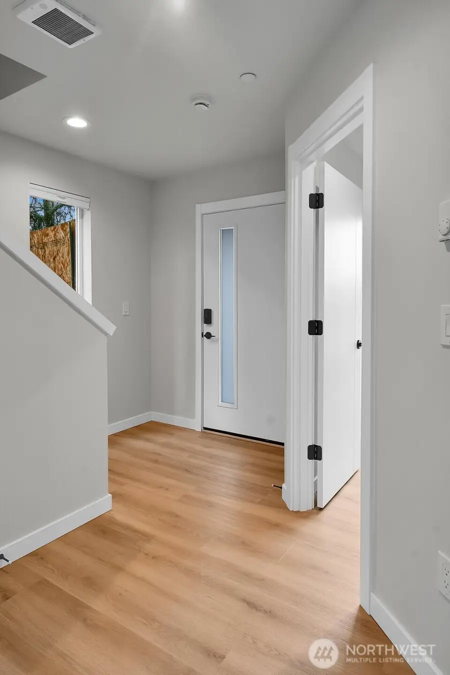 222 124th Street Sw #F2, Everett, WA 98204 - #3