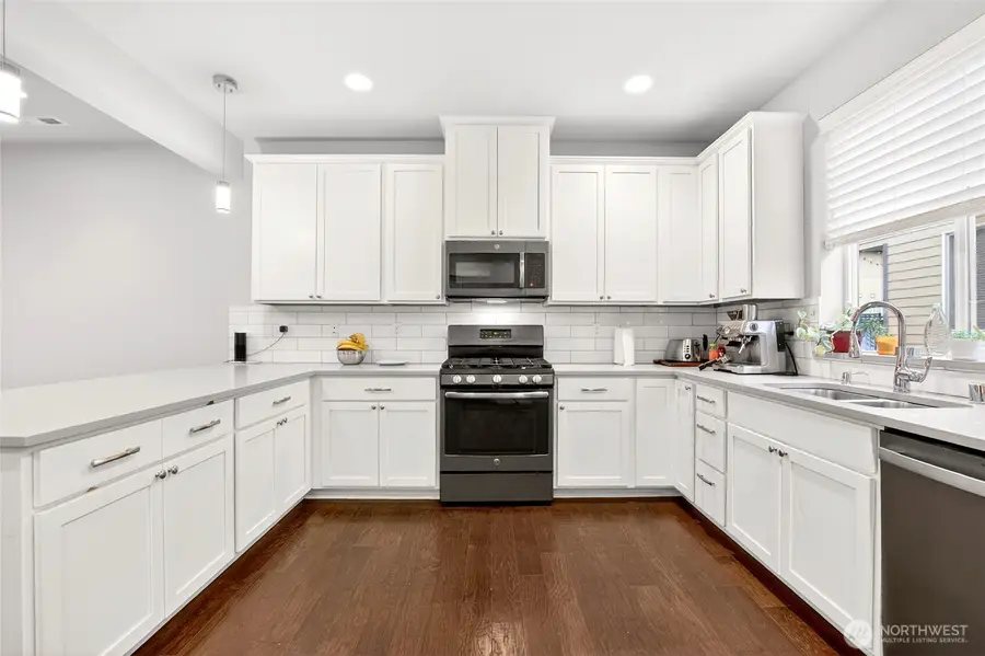 22925 79th Place W #B, Edmonds, WA 98026 - #2