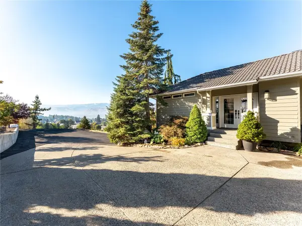 214 Stull Court, East Wenatchee, WA 98802