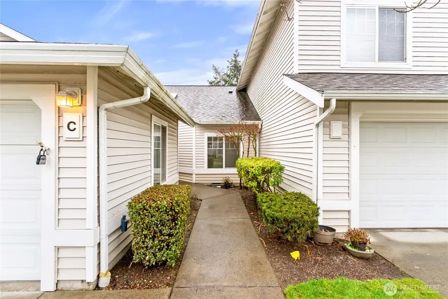 6008 Nathan Way Se #C, Auburn, WA 98092 - #3
