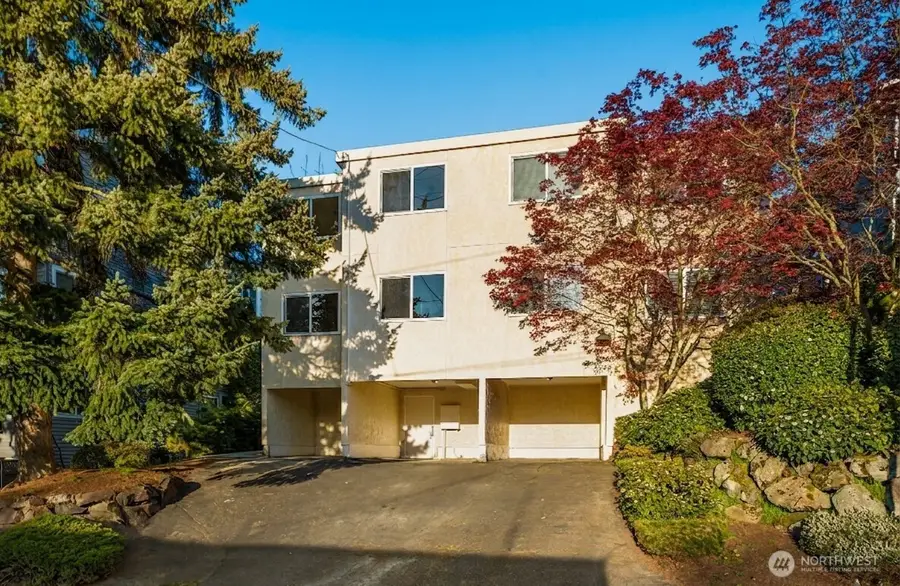 3626 14th Avenue W #203, Seattle, WA 98119 - #2