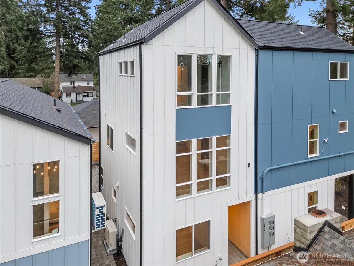 14308 Roslyn Place N #B, Seattle, WA 98133 - #1