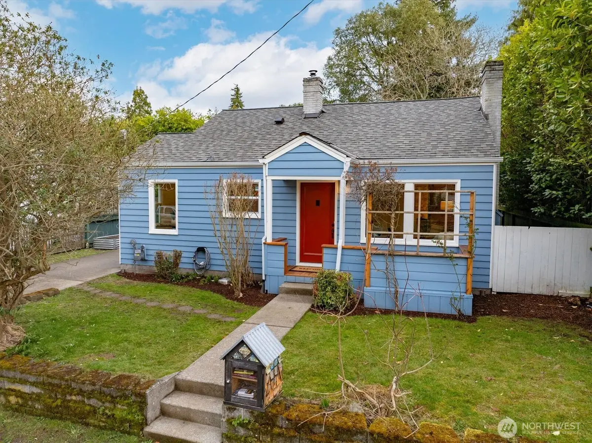 8532 31st Avenue Nw, Seattle, WA 98117 - #1