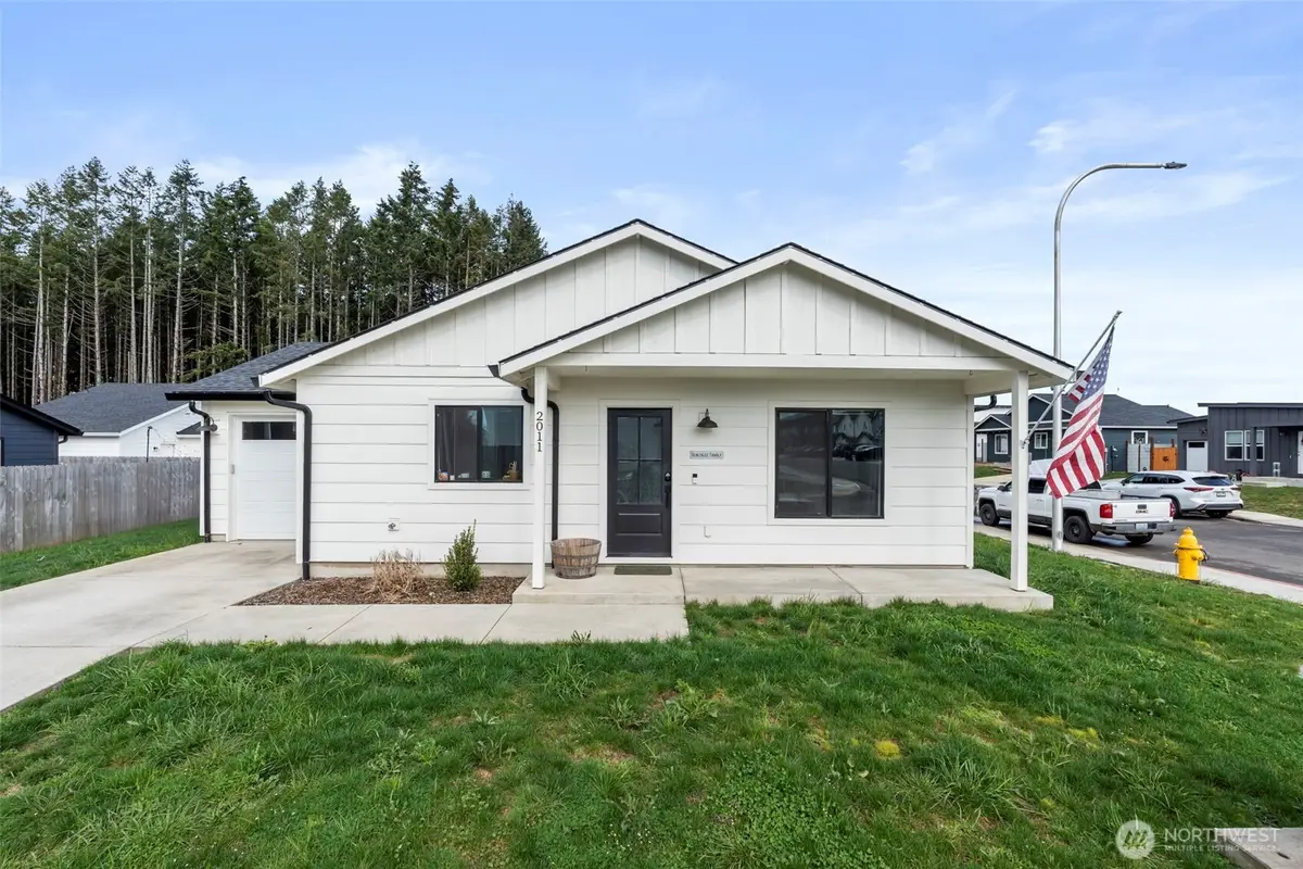 2011 Apple Road, Winlock, WA 98596 - #1