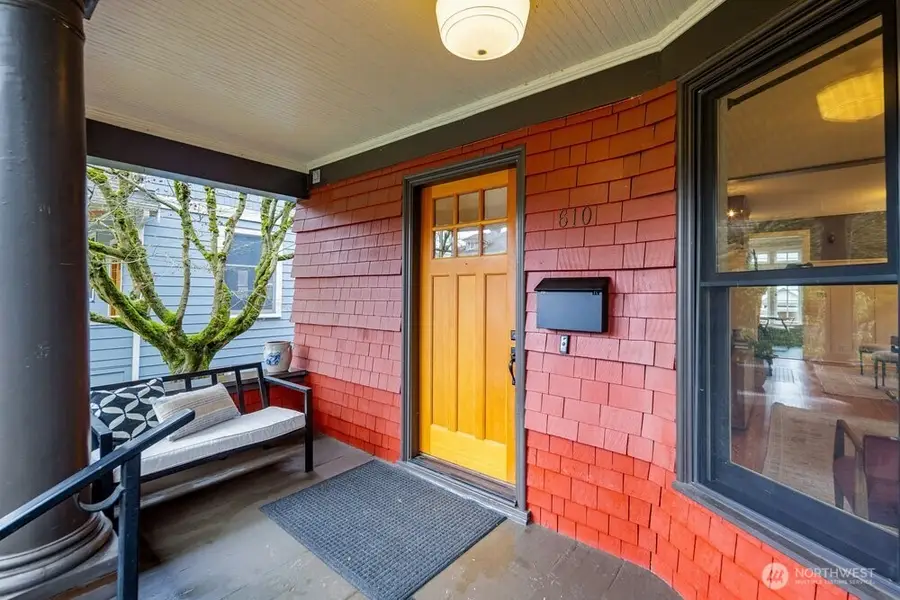 610 16th Avenue E, Seattle, WA 98112 - #2