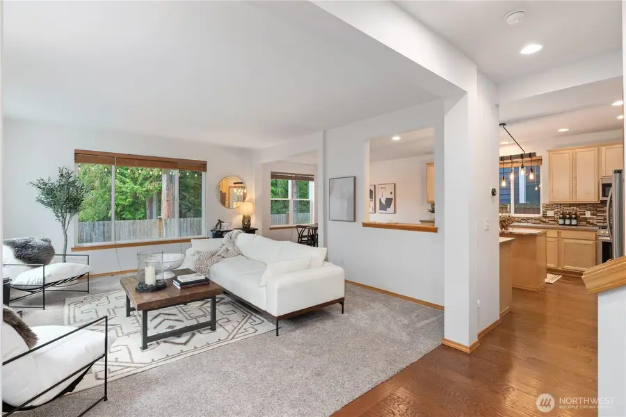 8225 1st Place Se, Lake Stevens, WA 98258 - #3