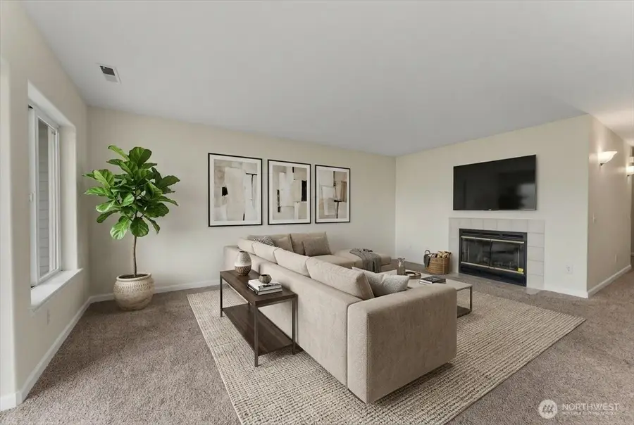 2305 W Woodin Ave #2E, Chelan, WA 98816 - #3