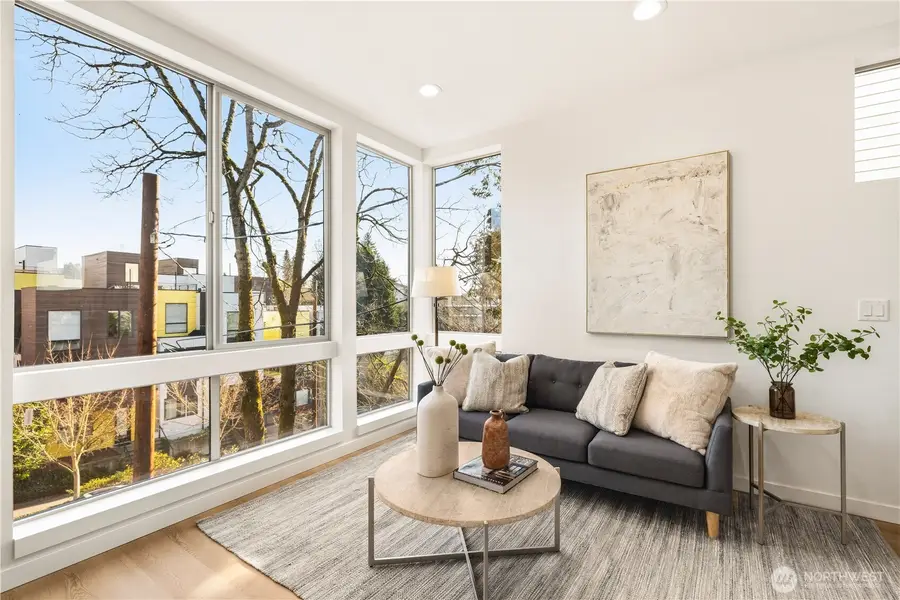 3817 Fremont Avenue N, Seattle, WA 98103 - #2