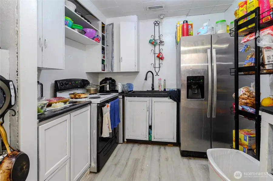 1002 Grandridge Road, Grandview, WA 98930 - #3