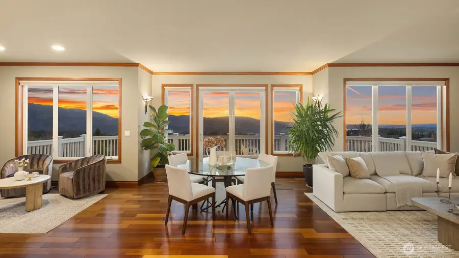 2449 NE Davis Loop, Issaquah, WA 98029 - #2