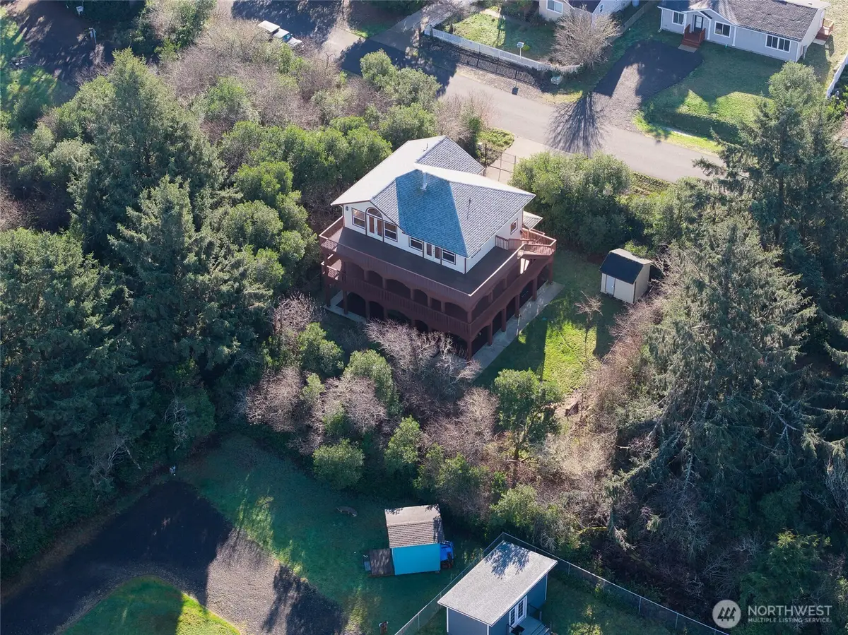 288 N Wynooochee Drive Sw, Ocean Shores, WA 98569 - #1