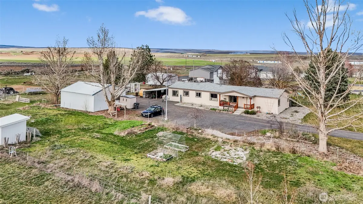 4572 Highway 28 E, Soap Lake, WA 98851 - #1