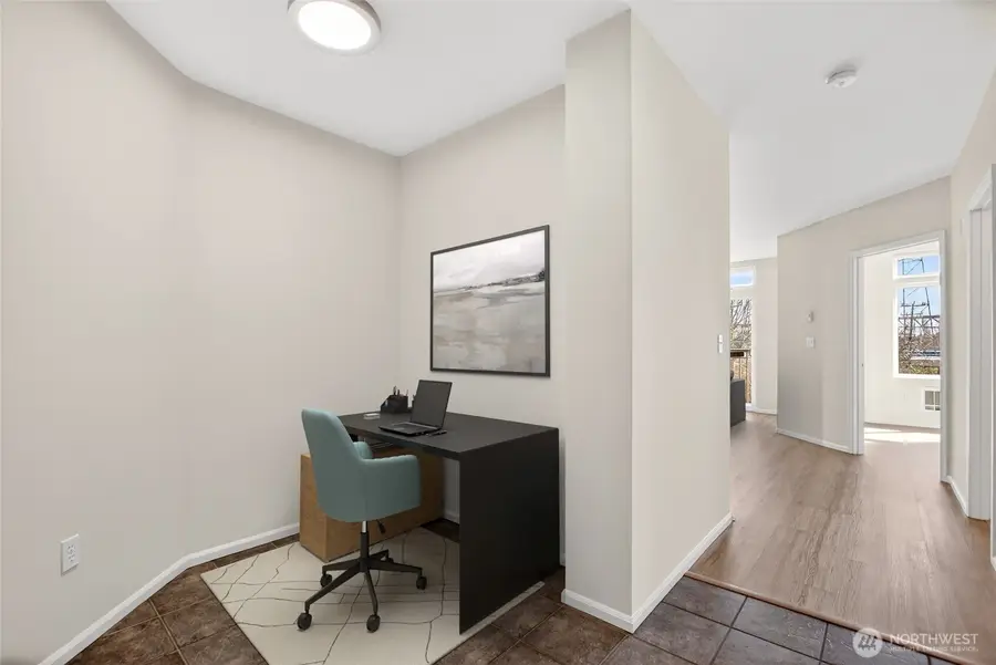 18 Dravus Street #407, Seattle, WA 98109 - #3