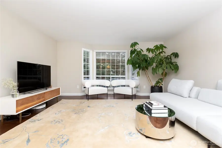 6304 110th Avenue Ne, Kirkland, WA 98033 - #3