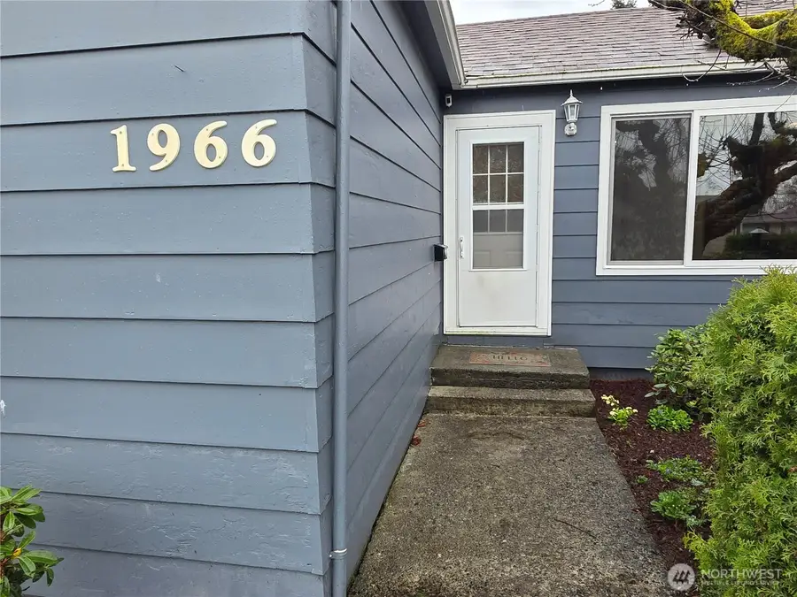 1966 Wilson Ave., Enumclaw, WA 98022 - #3