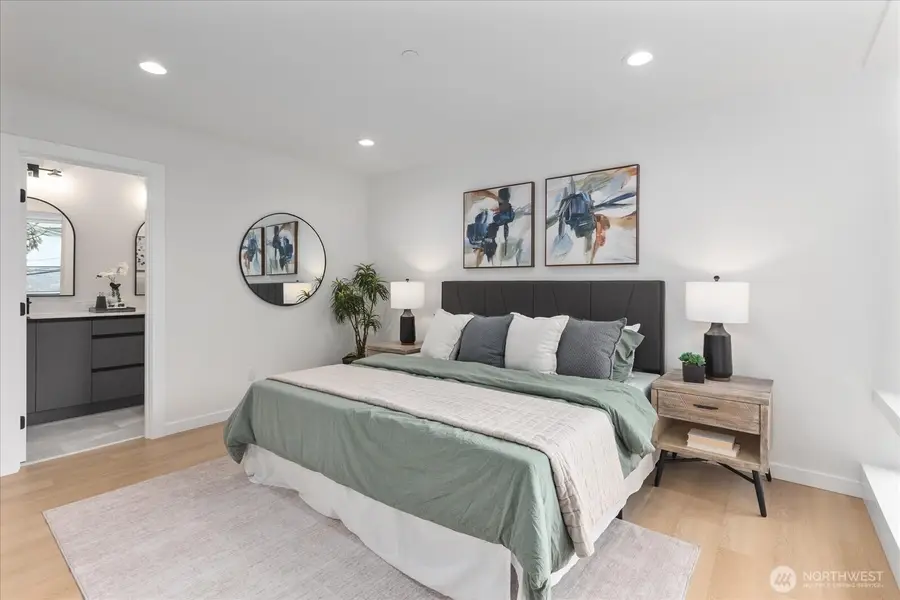 3118 Queen Anne Avenue N, Seattle, WA 98119 - #3