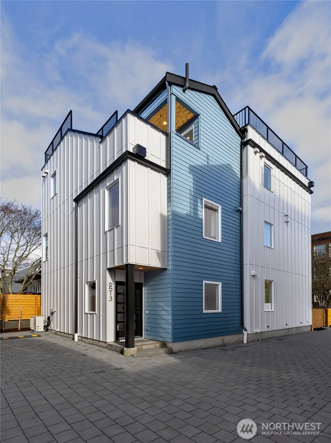 6507 19th Avenue Nw, Seattle, WA 98117 - #1