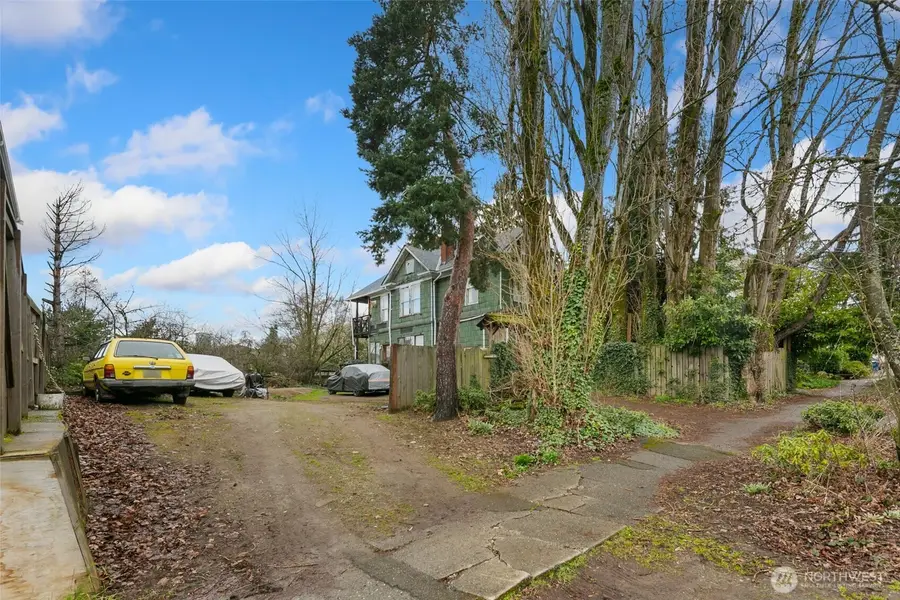 333 17th Avenue, Seattle, WA 98122 - #3