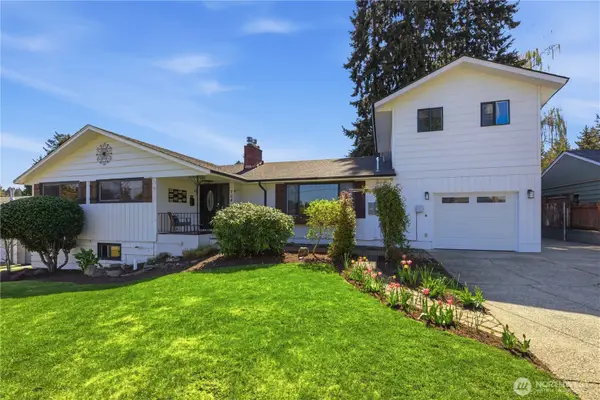 704 Fir Park Lane, Fircrest, WA 98466