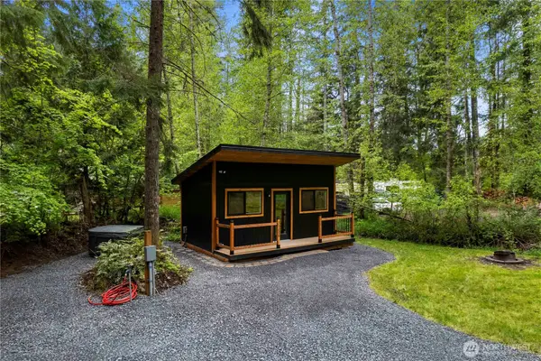 34208 343rd Avenue Ct E, Ashford, WA 98304