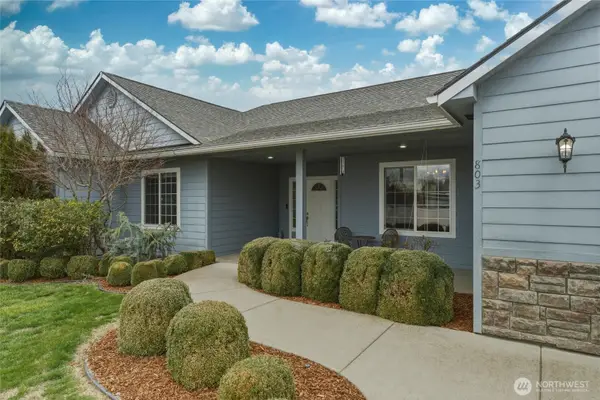 803 SE Vintage Way, College Place, WA 99324
