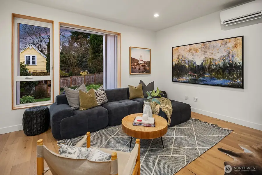 1808 E Mercer Street, Seattle, WA 98112 - #3