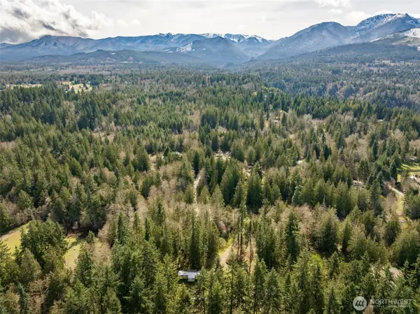 225 Deer Run, Port Angeles, WA 98362