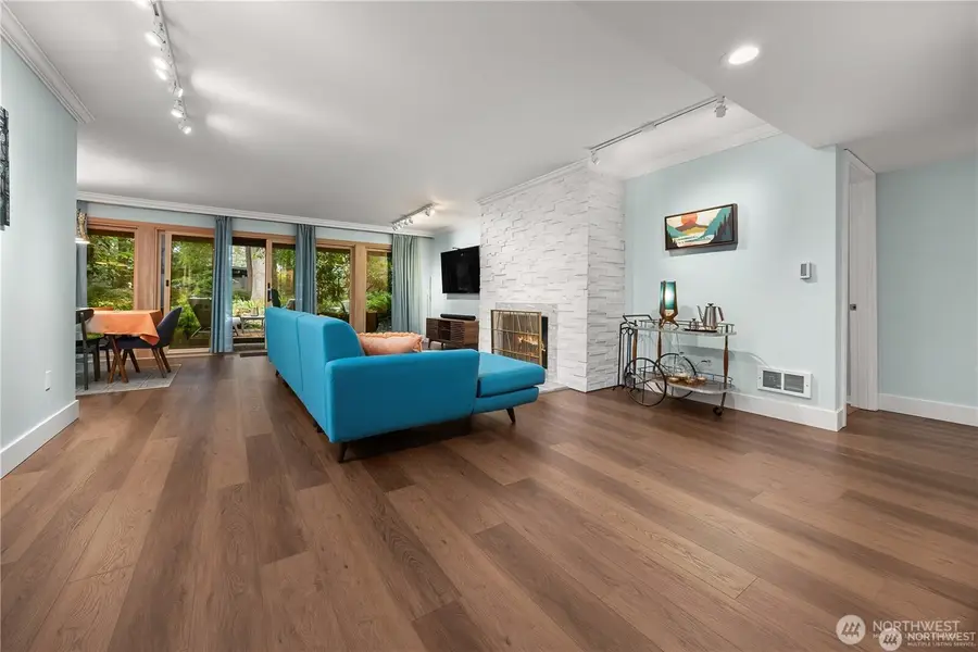 1524 NE 140th, Seattle, WA 98125 - #2