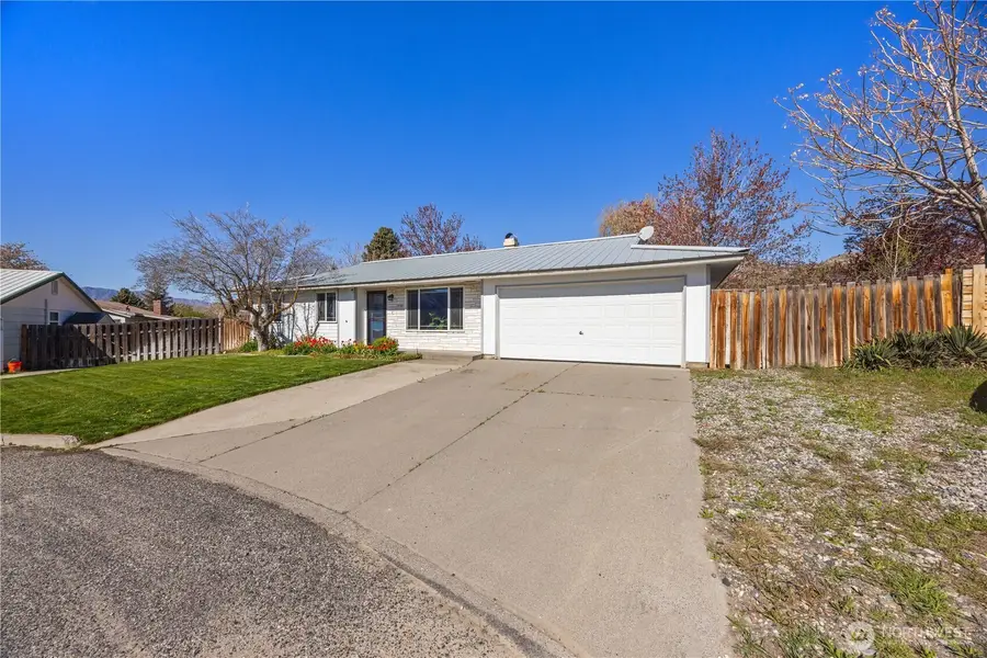 928 Selkirk Place, Brewster, WA 98812 - #3
