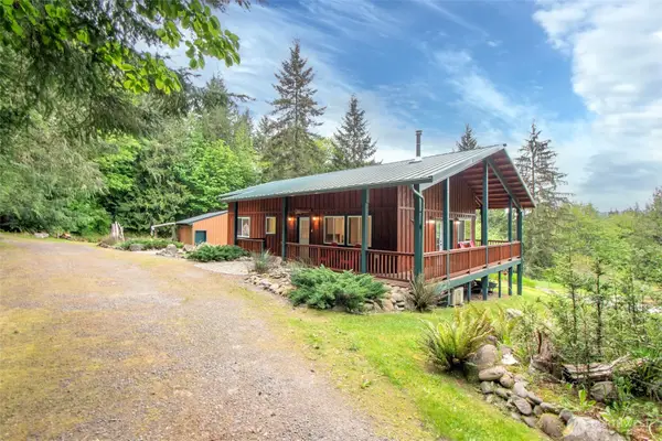 151 Kingo Ridge Road, Port Angeles, WA 98363