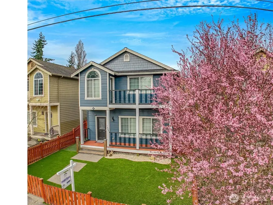 7402 Olympic Drive, Everett, WA 98203 - #2