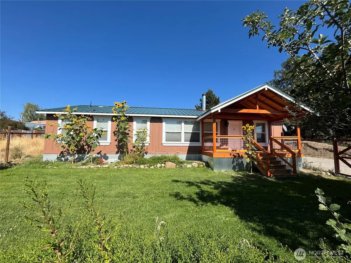 920 Castle Avenue, Winthrop, WA 98862 - #1