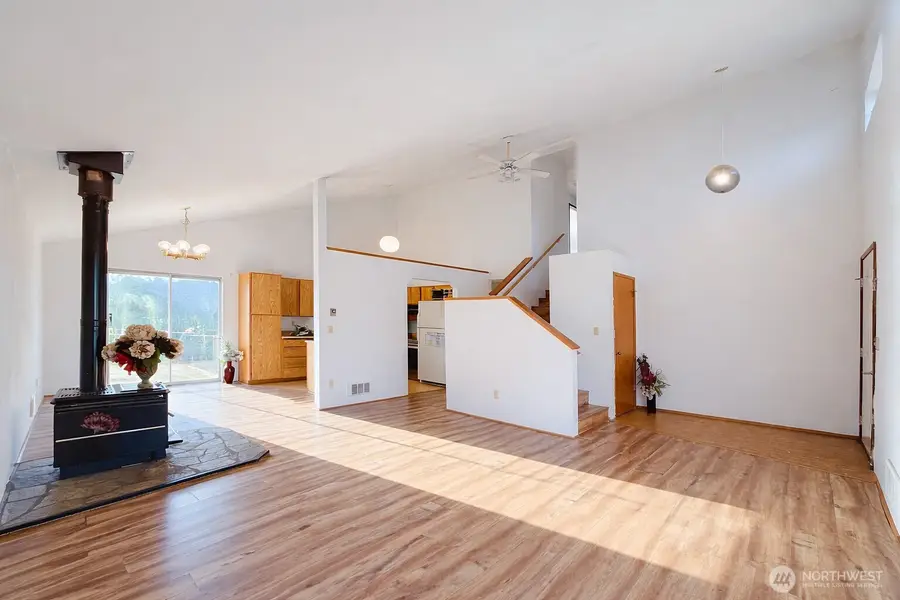 14329 79th Pl Ne, Kirkland, WA 98034 - #3