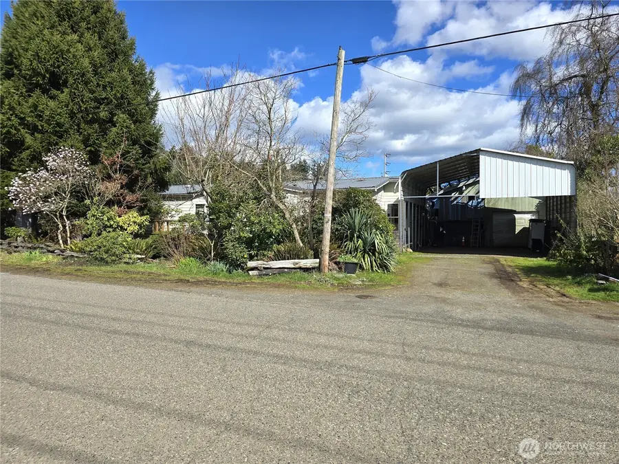 520 N 3rd Street, Elma, WA 98541 - #3