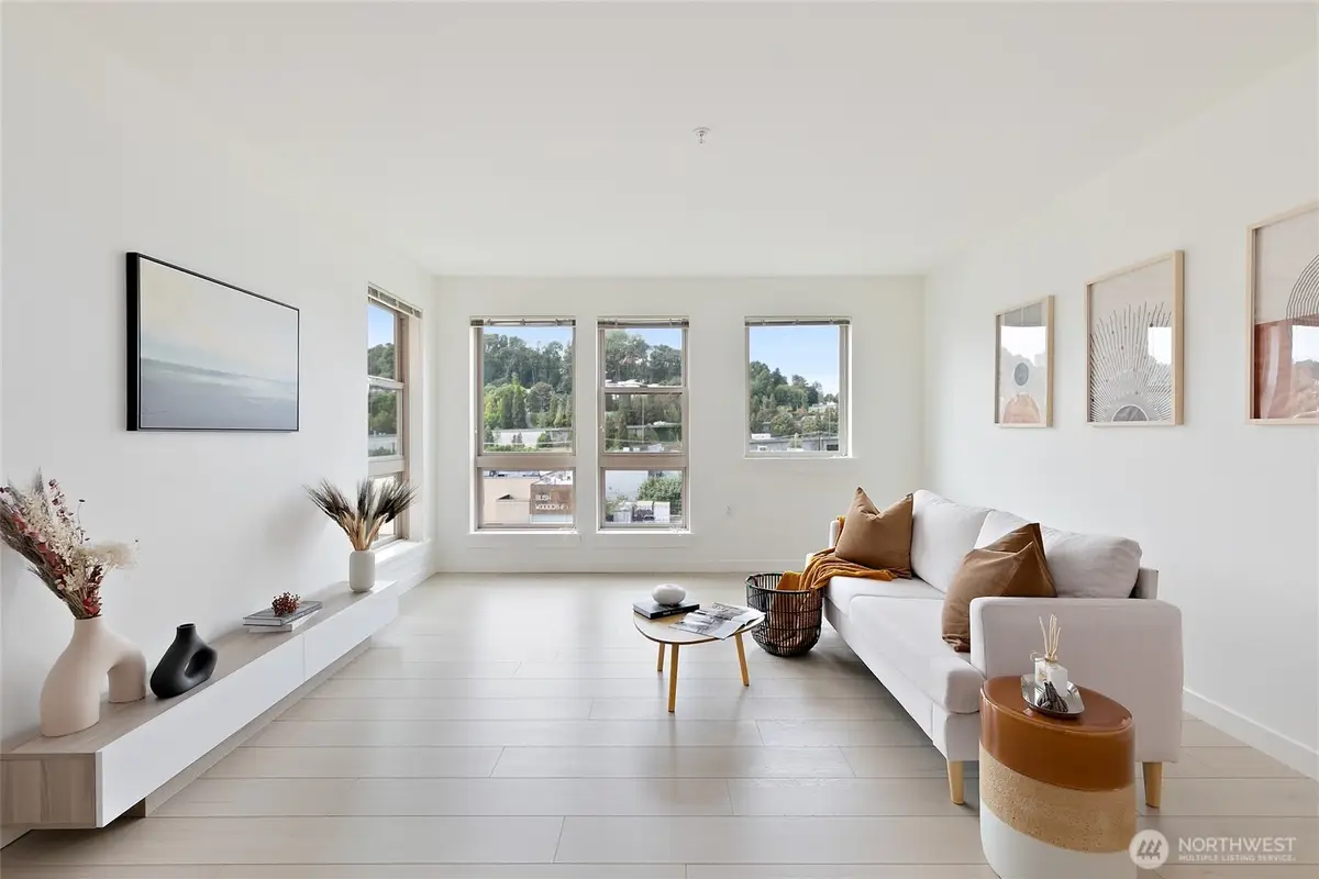 827 Hiawatha Place S #402, Seattle, WA 98144 - #1