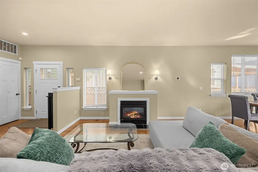 10250 17th Avenue Sw, Seattle, WA 98146 - #3