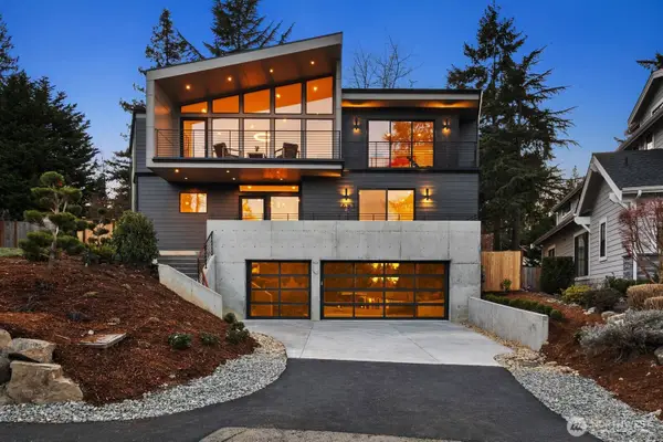 1653 105th Avenue Se, Bellevue, WA 98004